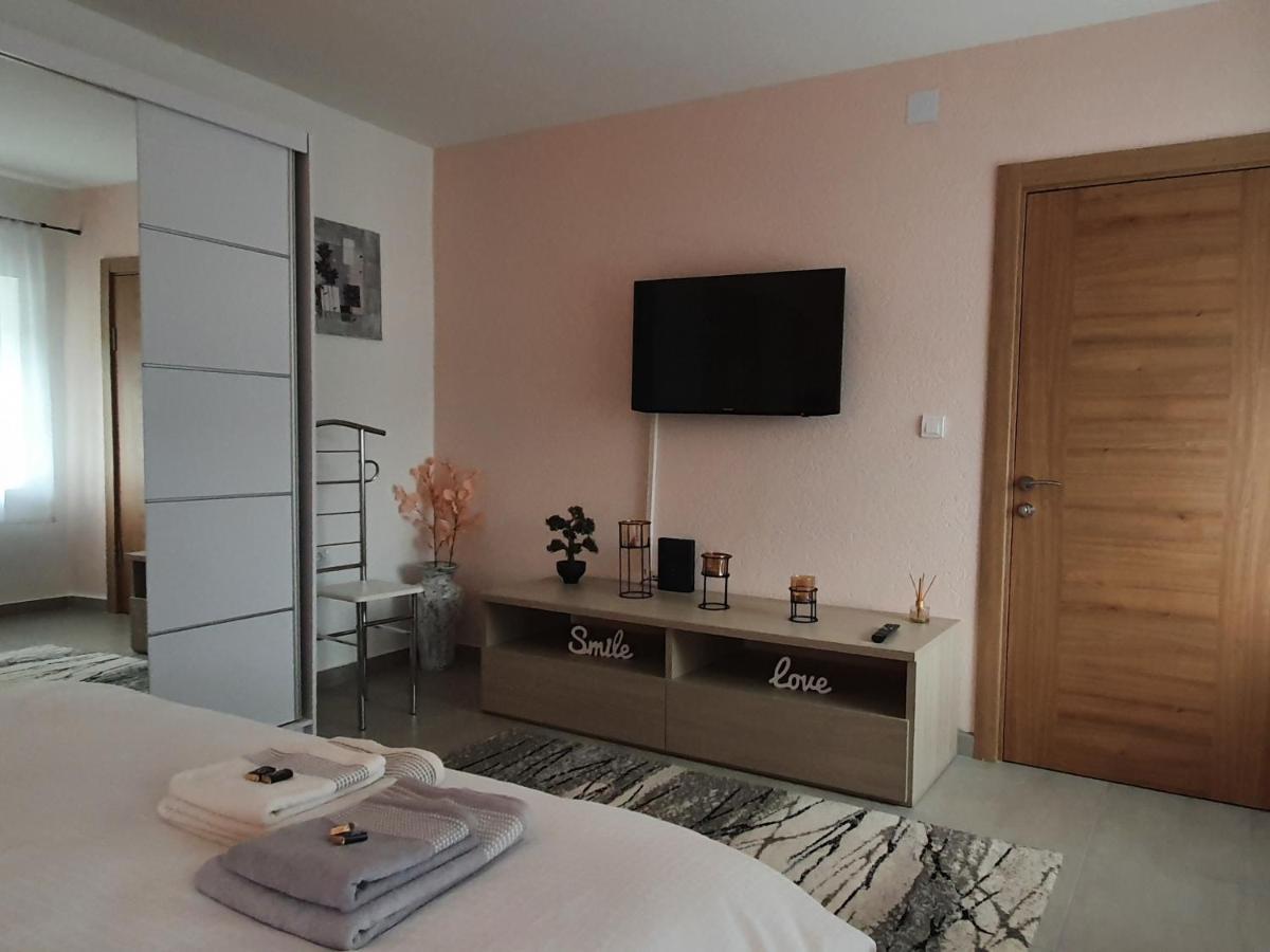Afrodita Apartment ヴルドニーク エクステリア 写真